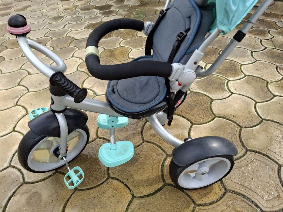 Vând tricicleta copii