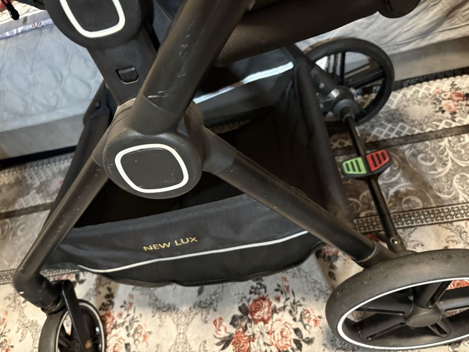 Продам детскую коляску