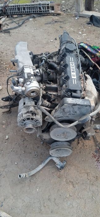 Nekisya dvegatel sons trablor