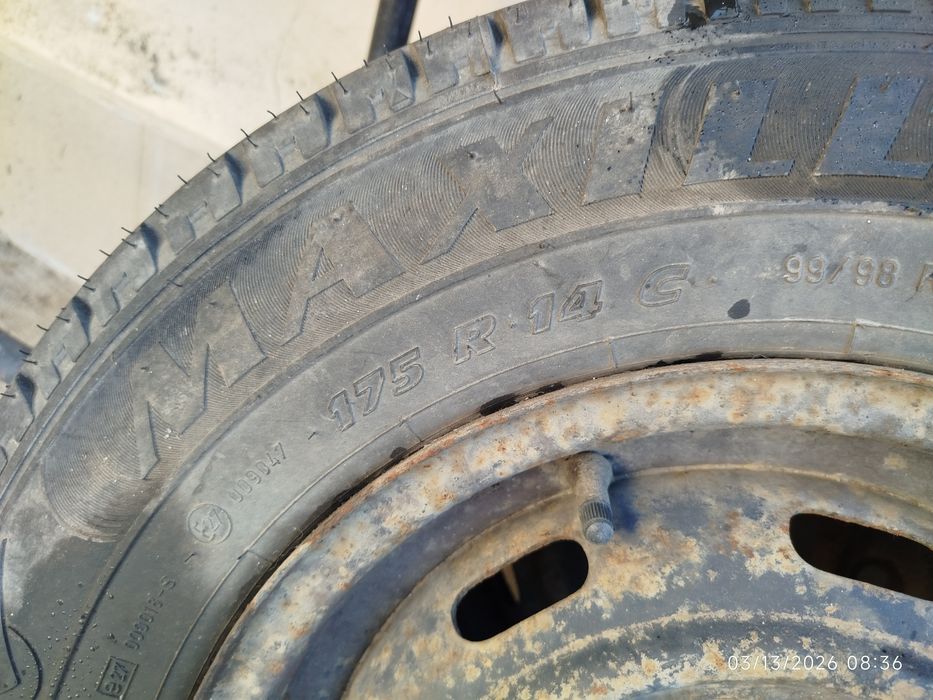 Set anvelope + jante R14 + R13