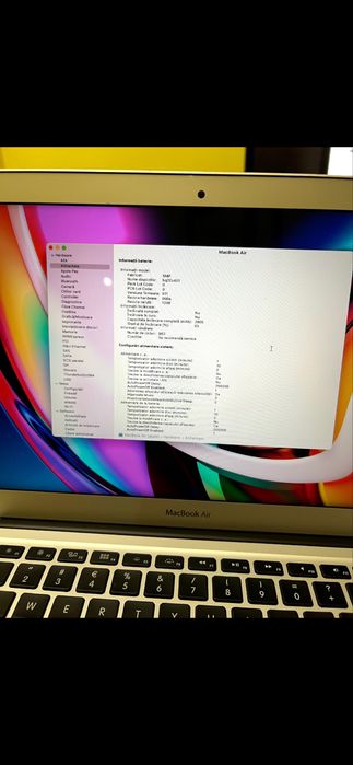 MakBook Air 13 inci .8giga ram.2014