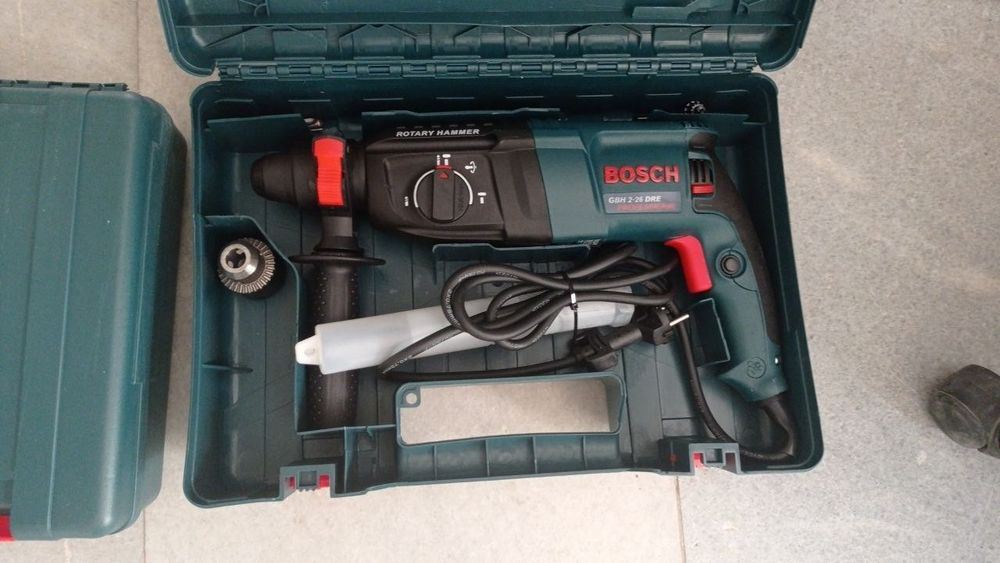 Перфоратор Bosch 2-26, perferator