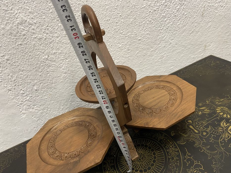 Сгъваем поднос от тиково дърво