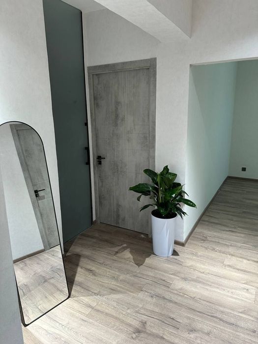 2 Ц-1 Садыка Азимова. 2/4/5.  68м²  77 серия