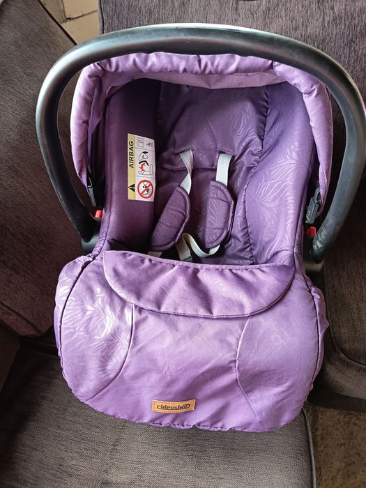 Vând căruț Chipolino Havana 3 în 1 Dhalia -550ron