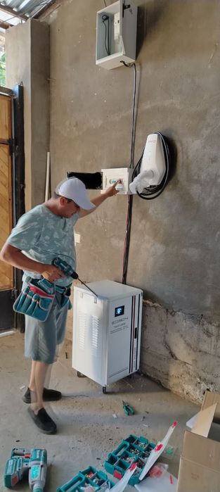 Установка зарядное устройство для Электромобилей.
7квт зарядка установ