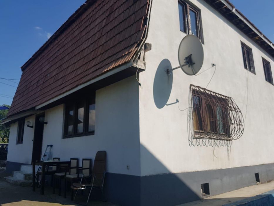 Casă S+P+E solidă – subsol complet + piscină – Băilești