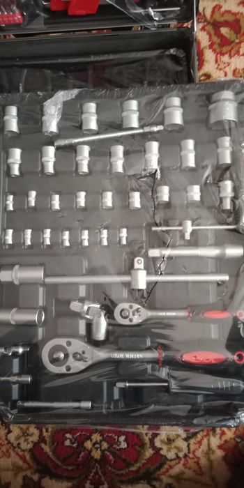 Продам    набор..