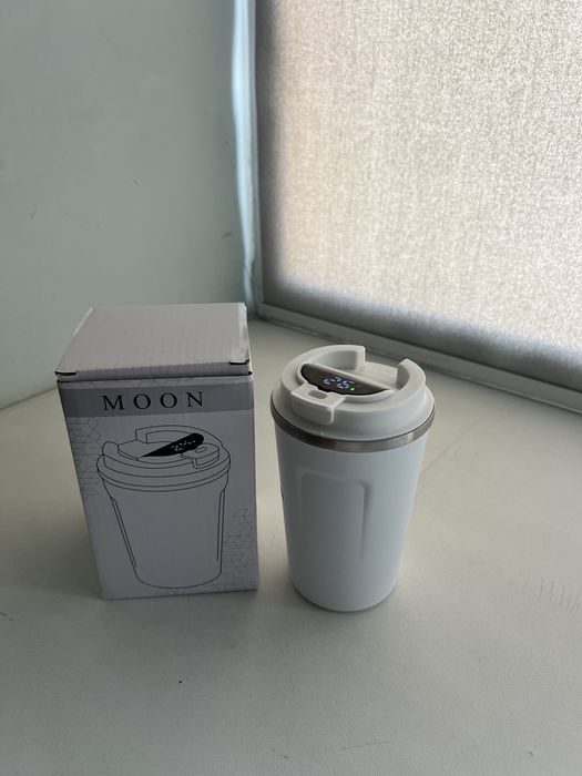 Белая термокружка MOON с дисплеем