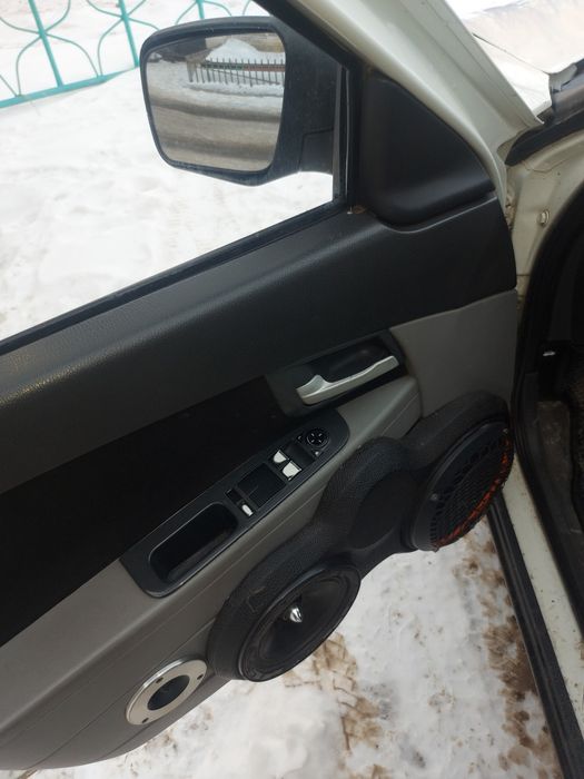 Продам машыну приору