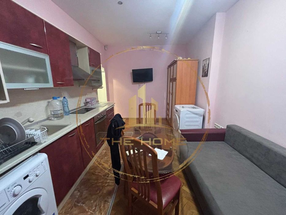 Дава се под наем Тристаен апартамент в Варна, Гръцка махала - 60 кв.м за 425 € - Снимка #2