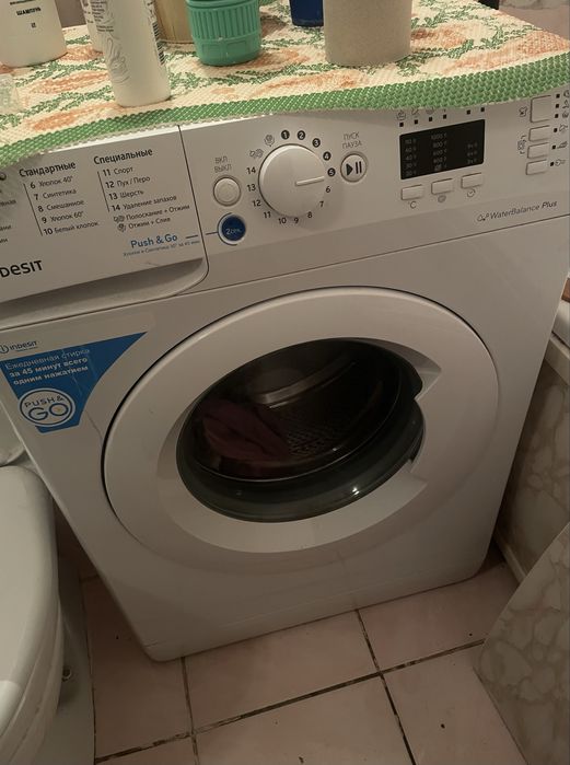 Продам стиральную машину