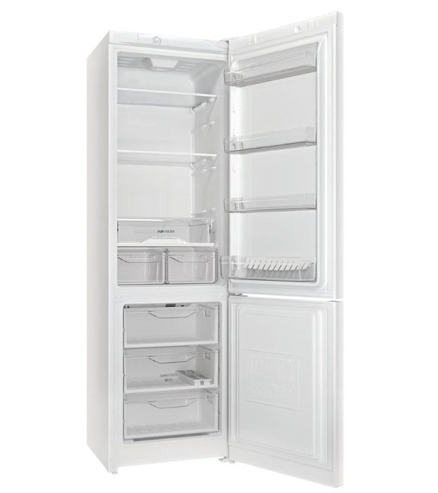 Холодильник Indesit DS 4200 W белый