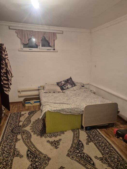 Продаеться 5 х комнотный дом. м