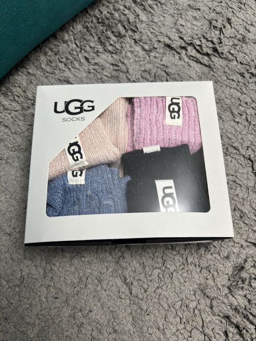 Set 4 buc Sosete UGG