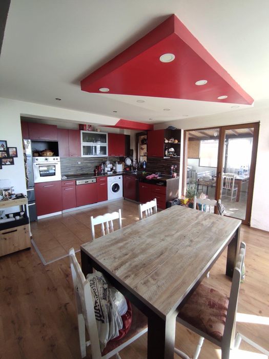 Продава се Къща в Бургас, Долно Езерово - 303 кв.м за 957 €/кв.м - Снимка #2