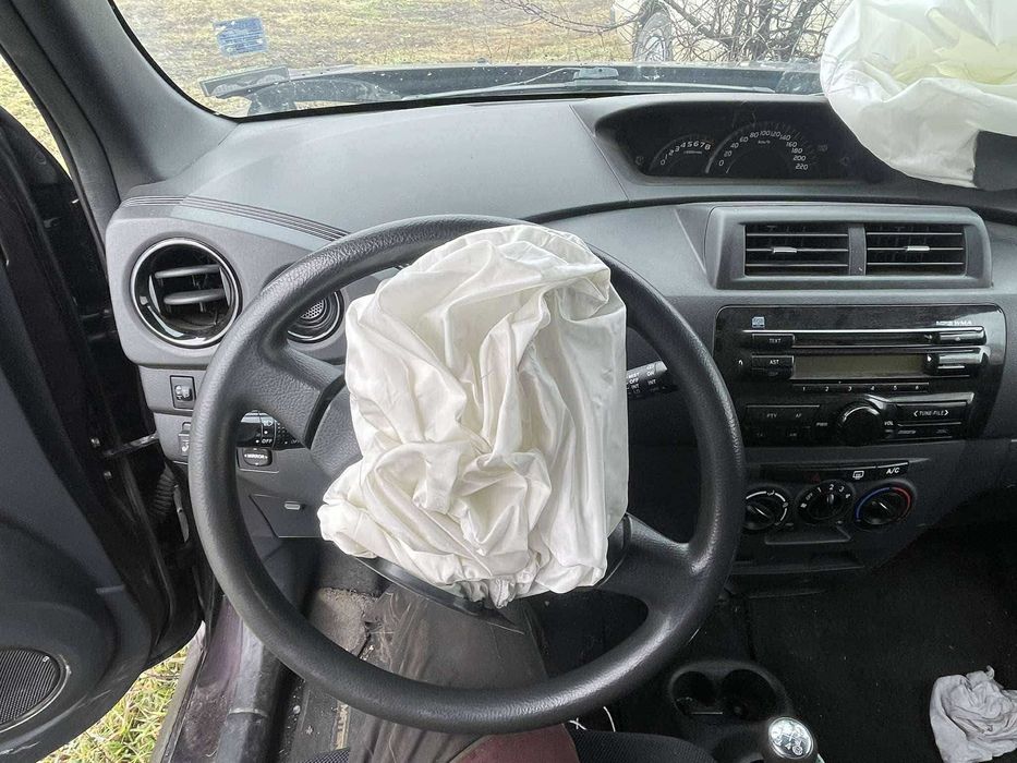 Daihatsu MATERIA 1.5 на части дайхатсу материя 1,5 на части