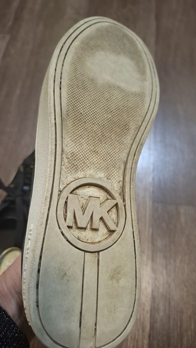 Женские оригинальные кеды Michael Kors.