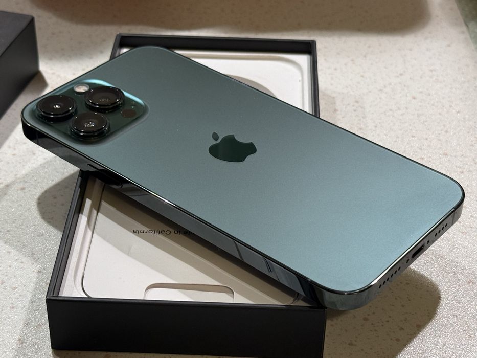 iPhone 13 Pro Max 128GB Alpine Green – Като НОВ, 86% Батерия.