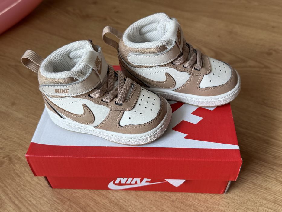 Бебешки маратонки Nike