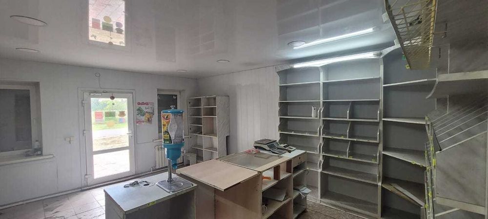 Продается коммерческое помещение в п. Федоровка