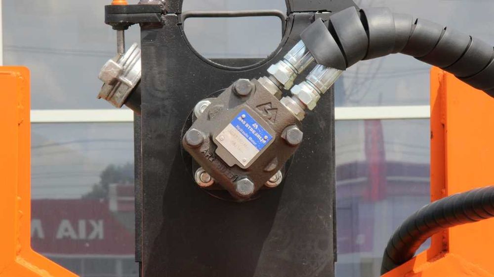 Нова Професионална Сондажна машина Car-120EC до 120 метра от Европа