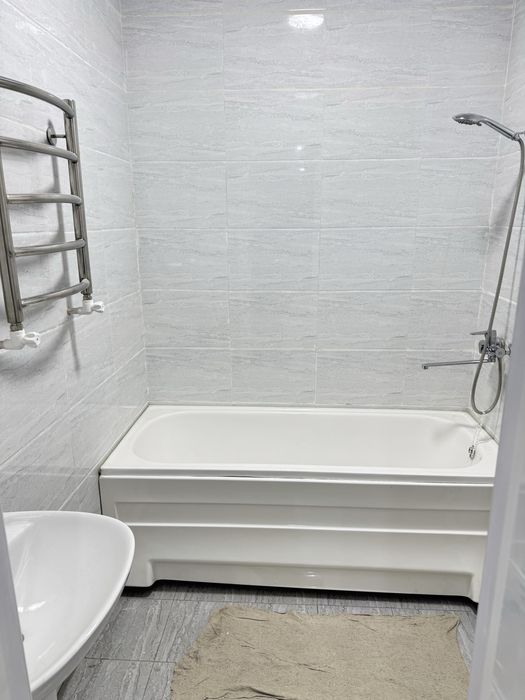 Kvartira sotiladi 2 xona Yakkasaroy qushbegi 92 kv/m Hilmar ж/к