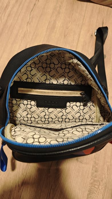 Кожена раничка Nobo