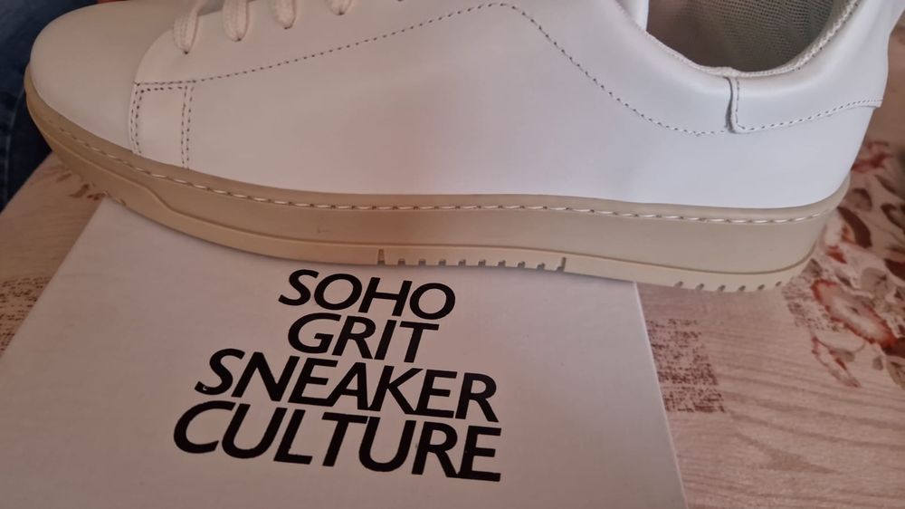 Vând adidași SOHO GRIT Sneaker