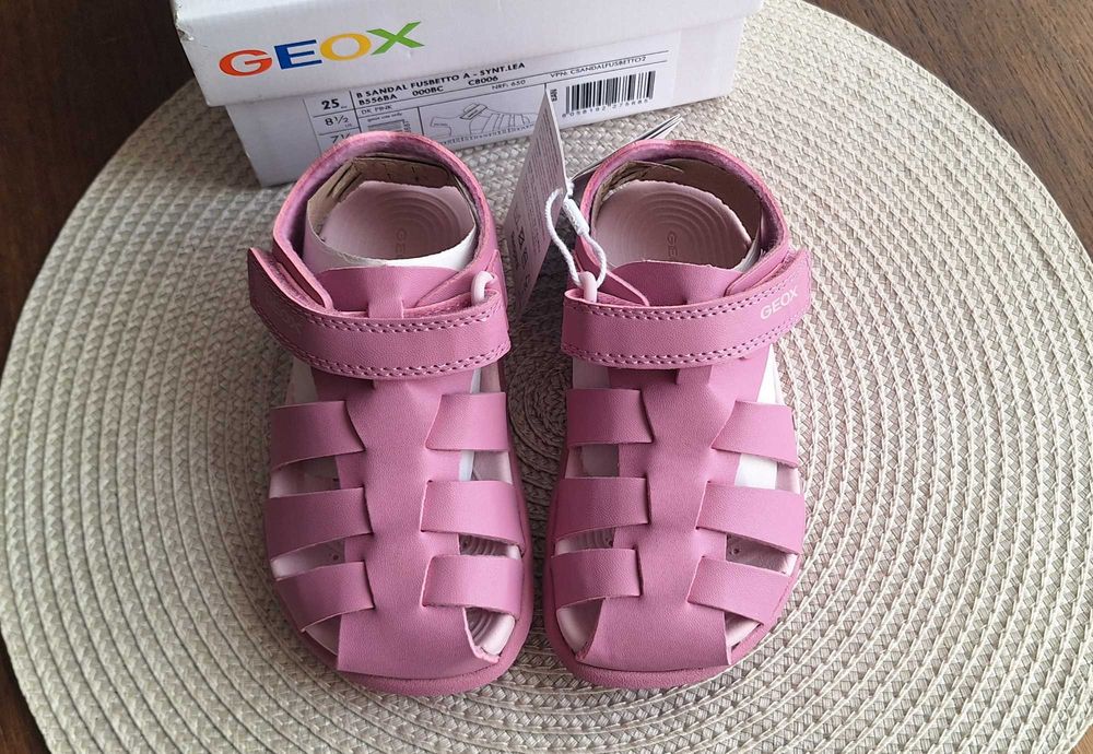 Сандали - чисто нови - Biomecanics, Geox, Superfit - н. 25