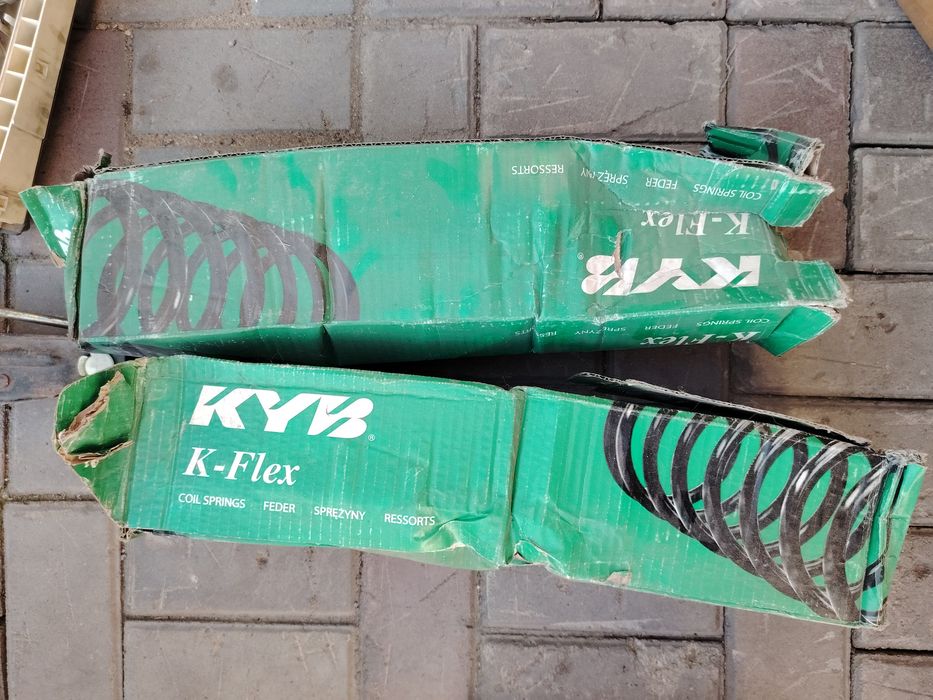 Запчасти на мерседес и опель