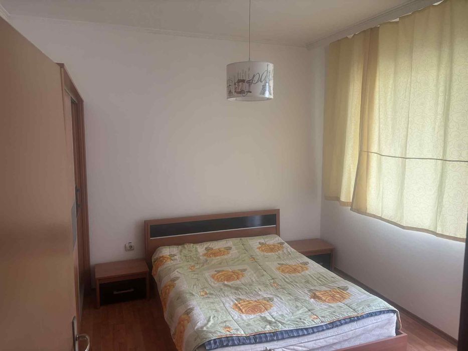 Дава се под наем Тристаен апартамент в Асеновград - 90 кв.м за 306 € - Снимка #8