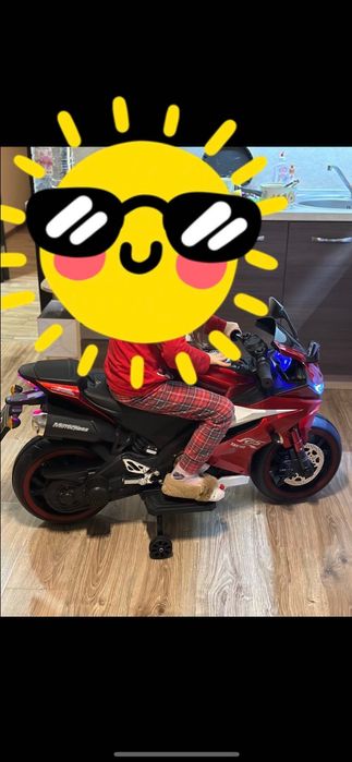 Акумулаторен мотор