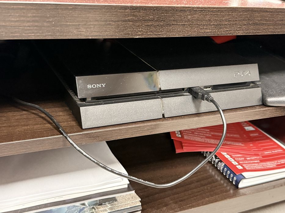 Play station 4 два джойстика и камера