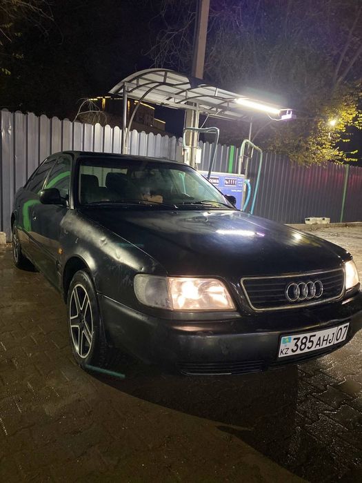 Продам Ауди А6 с4 переходка