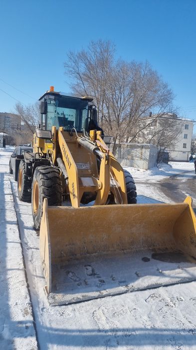Вывоз строительного мусора, снега, грунта.