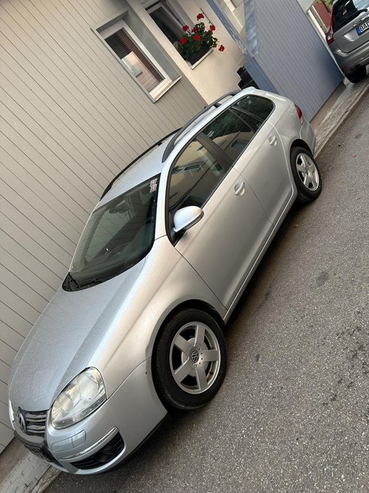 Vând Golf 5 Break 2099