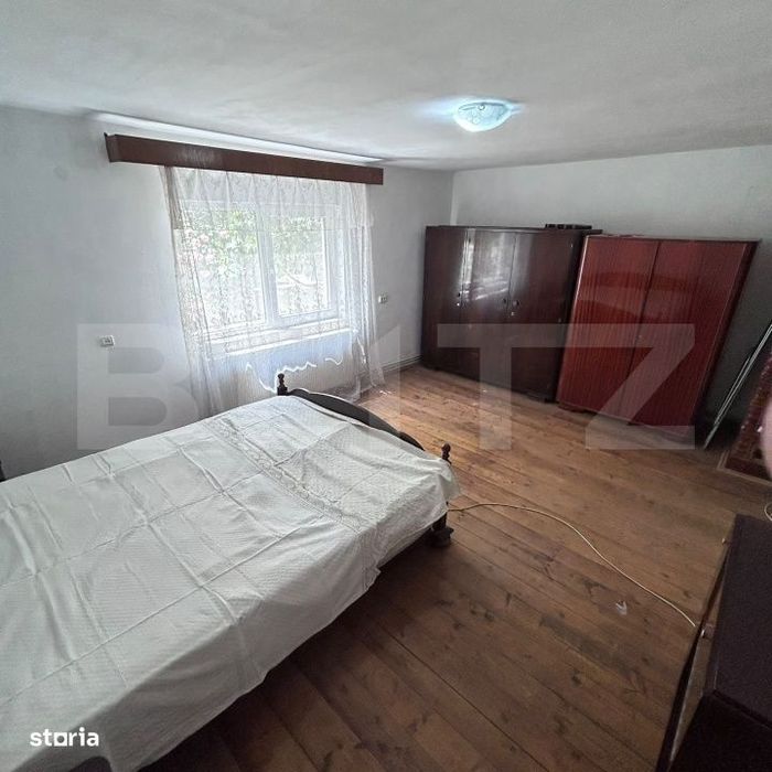Proprietate 160 mp utili, 1.046 mp teren, centrul din Mosnita Veche