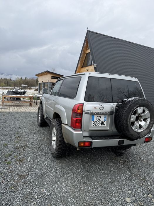 Nissan patrol y61 gu4