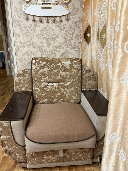 Продам диван-тройка, отличное состояние