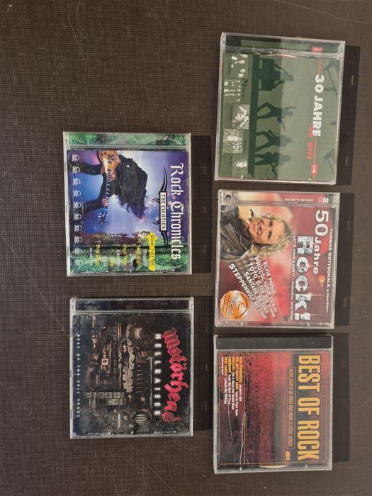 Vând Lot 25 CD muzica usoara straina mixta Rock