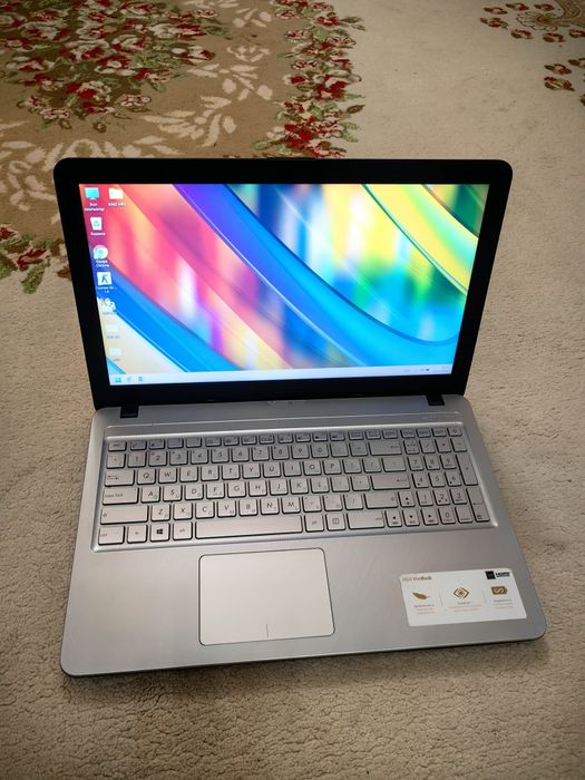 * Ноутбук тап таза *