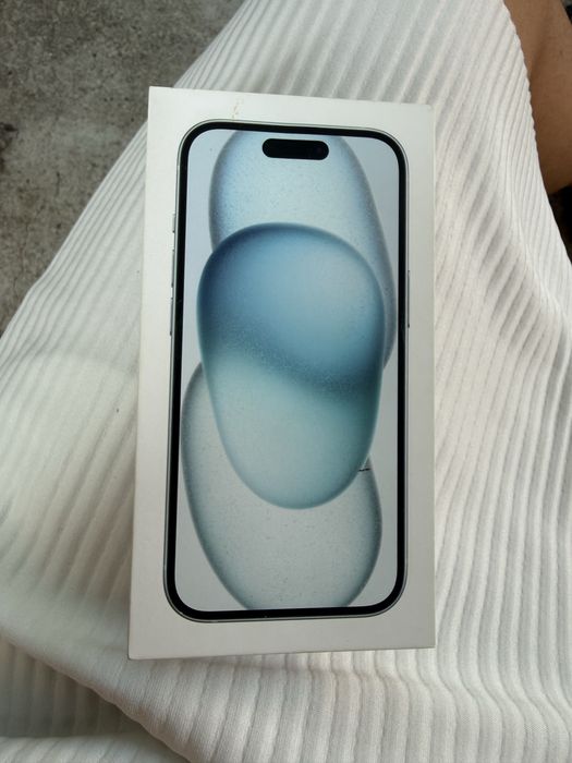 Iphone 15  128 gb stare foarte buna
