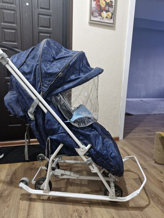 Санки-коляска в отличном состоянии