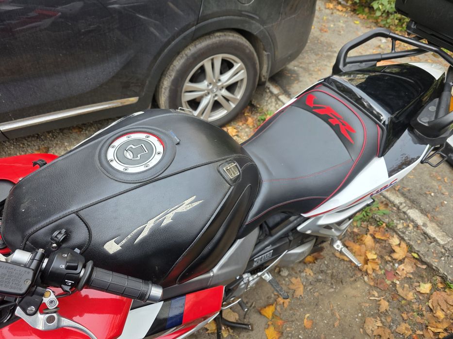 Honda VFR 800 full echipată/accesorizata OEM