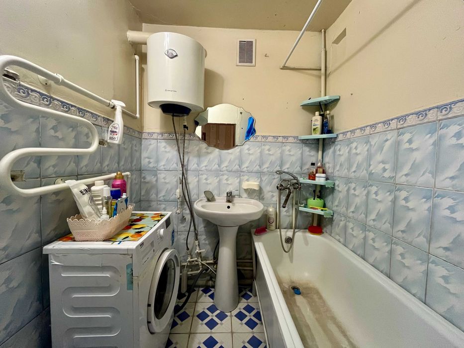 3-комнатная на 9 мкрн ][