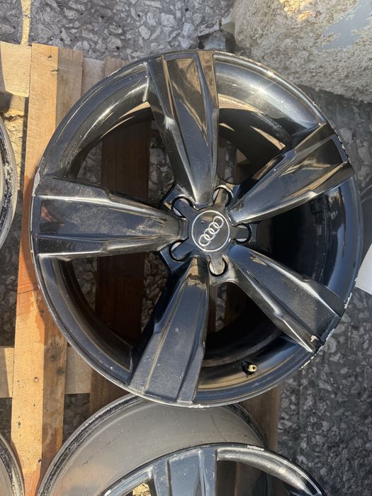 Алуминиев джанти Audi AUDI A4 B8 ALLROAD 8Jx 18" 5x112 ET 26 ном 301