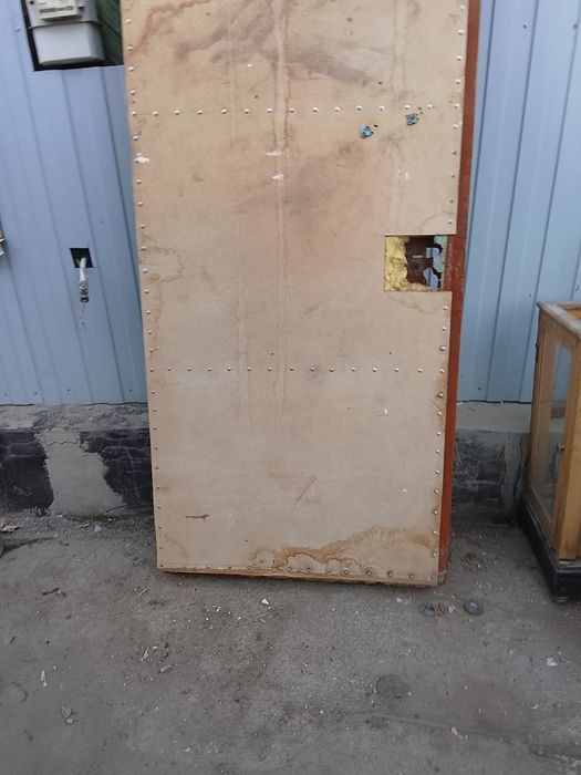 Дверь входная,не дорого