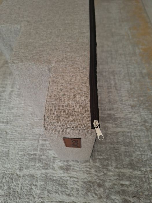 Vand scara pentru caini "INARI", Bej, Hobbydog,stare foarte buna