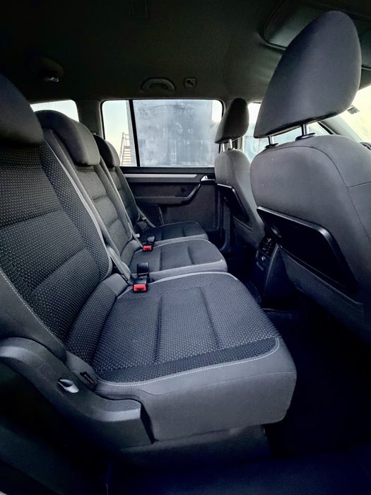 VW Touran Facelift / 1.6 TDI 105Cp / Automat / 2012